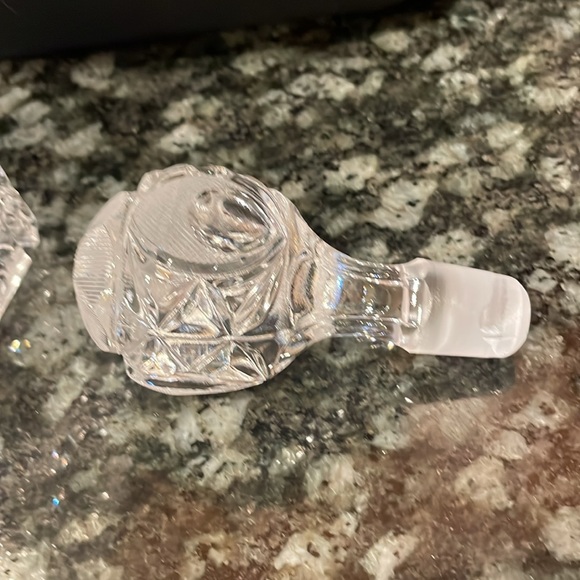 Vintage Bohemian Cut Crystal Decanter for Your Home Bar Collection - Picture 6 of 10